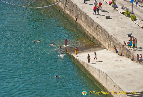 Oporto (740 visits) Oporto